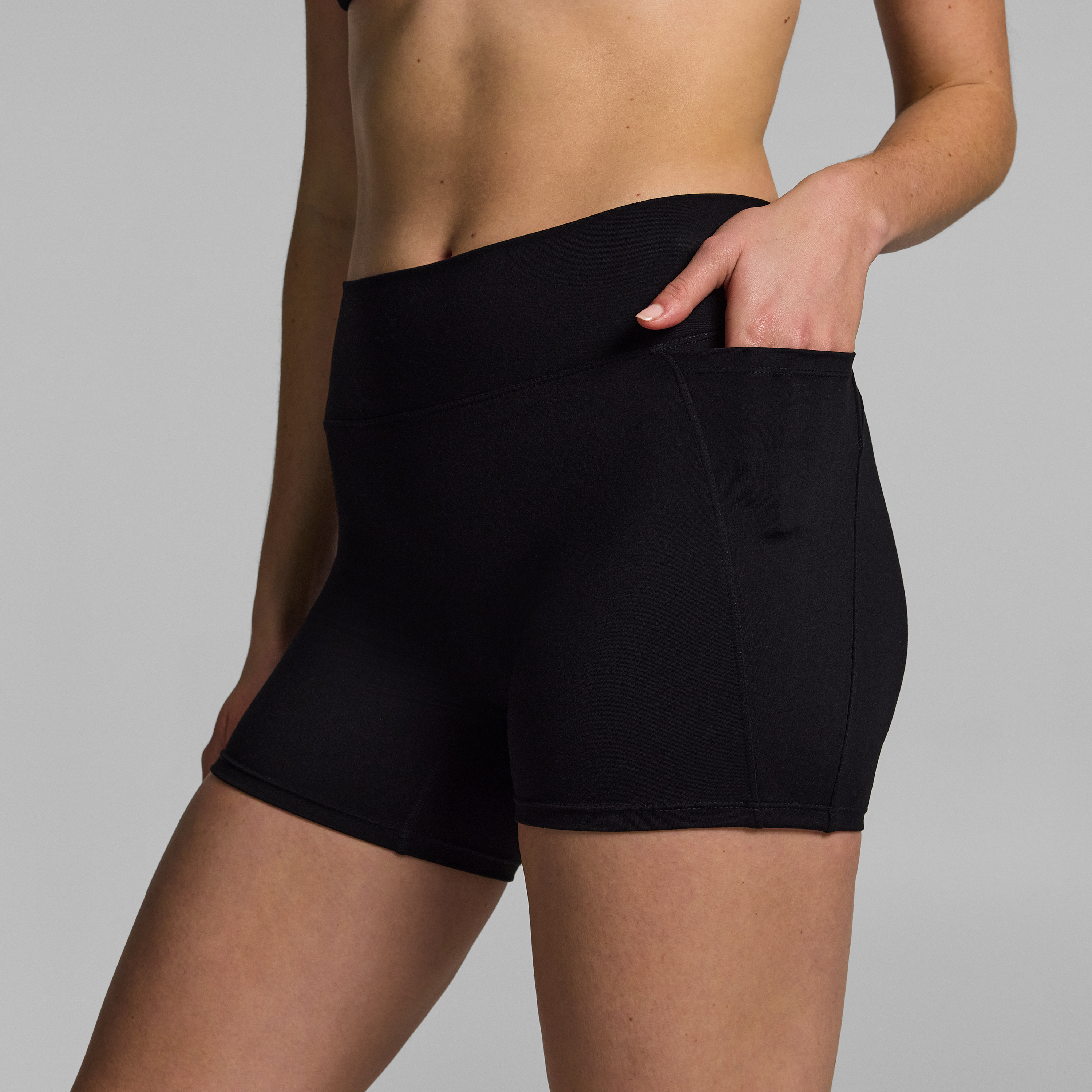 No Front Seam Pocket Mid Thigh Bike Shorts