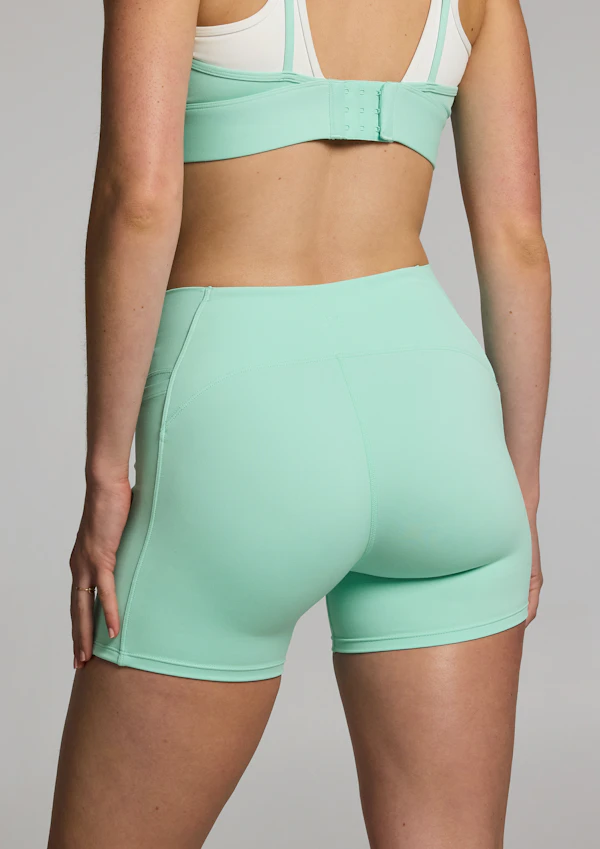 No Front Seam Pocket Mid Thigh Bike Shorts