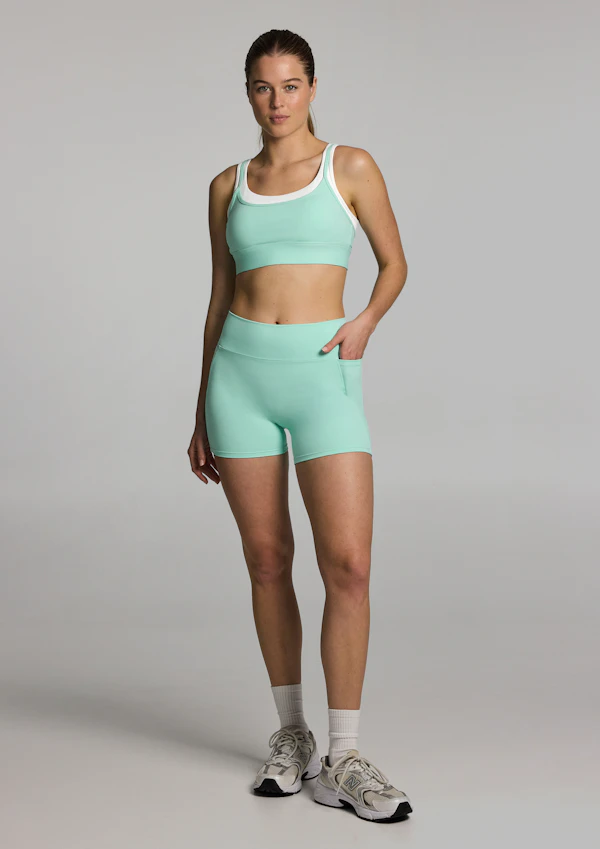 No Front Seam Pocket Mid Thigh Bike Shorts