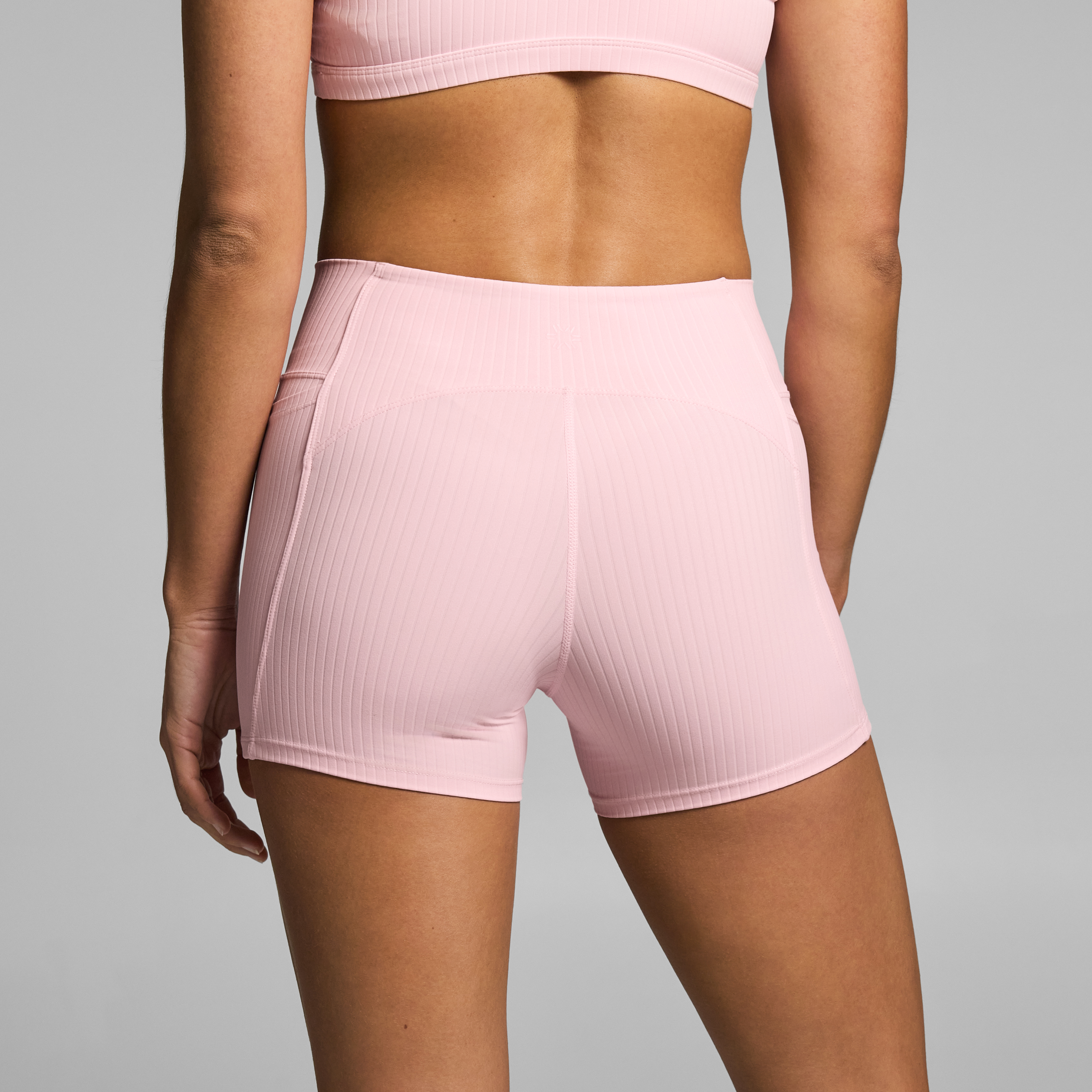 Mid Rise Luxe Rib Pocket Booty Shorts