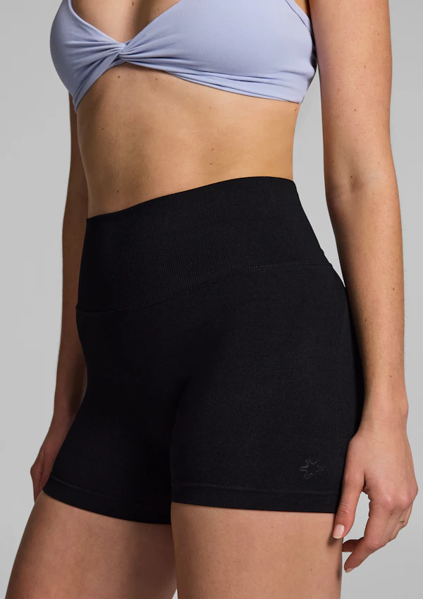 Seamless Scrunch Bum Booty Shorts