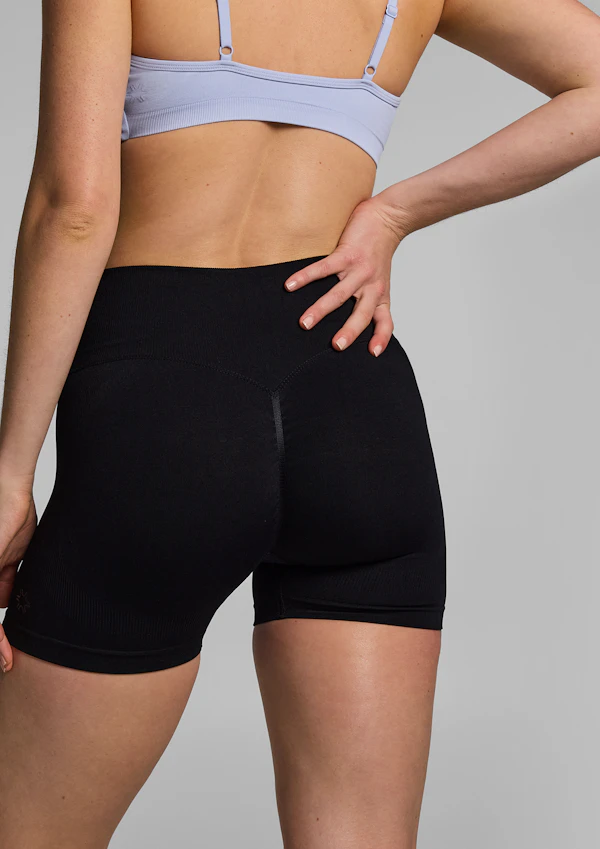 Seamless Scrunch Bum Booty Shorts