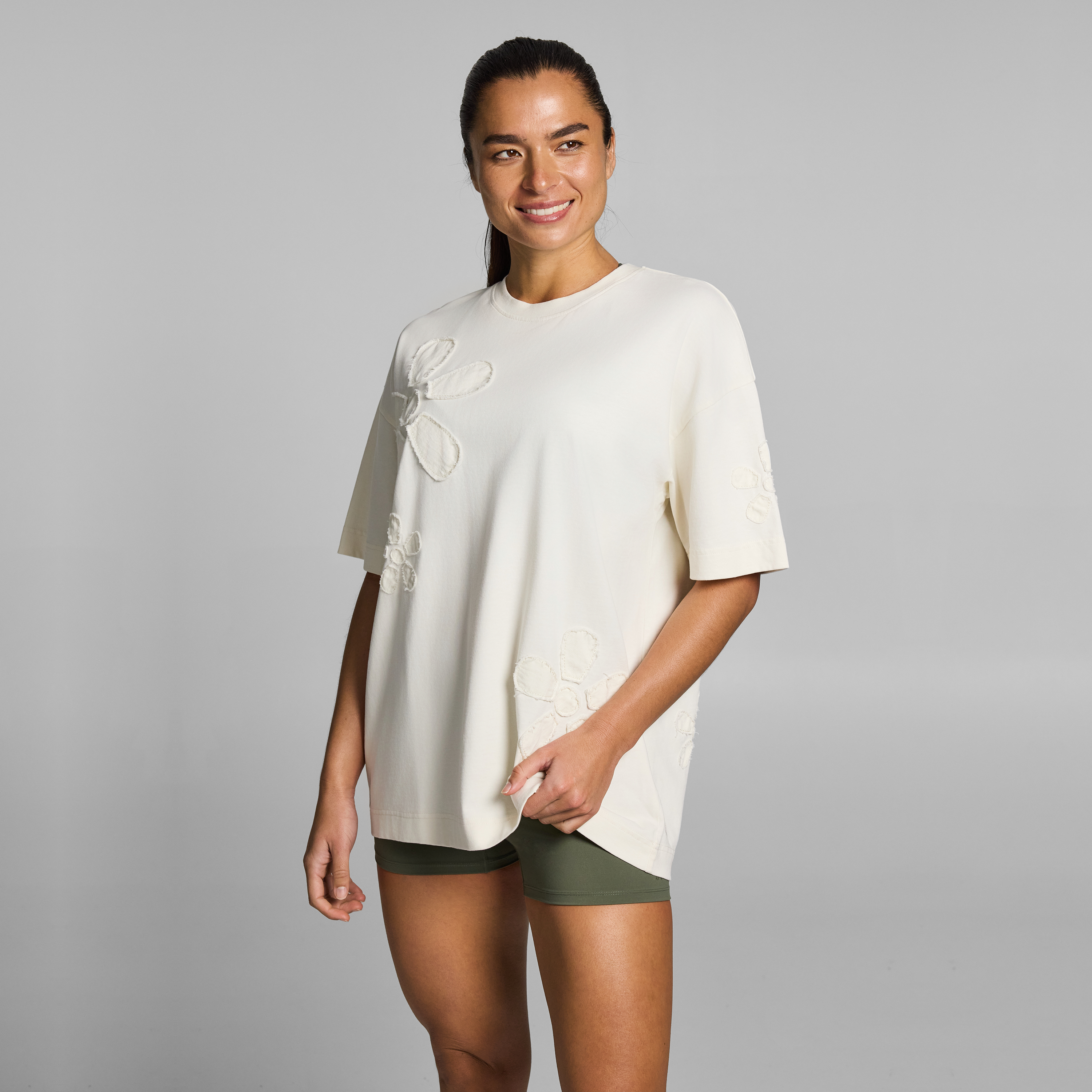 Bloom Applique Baggy Cotton Tee