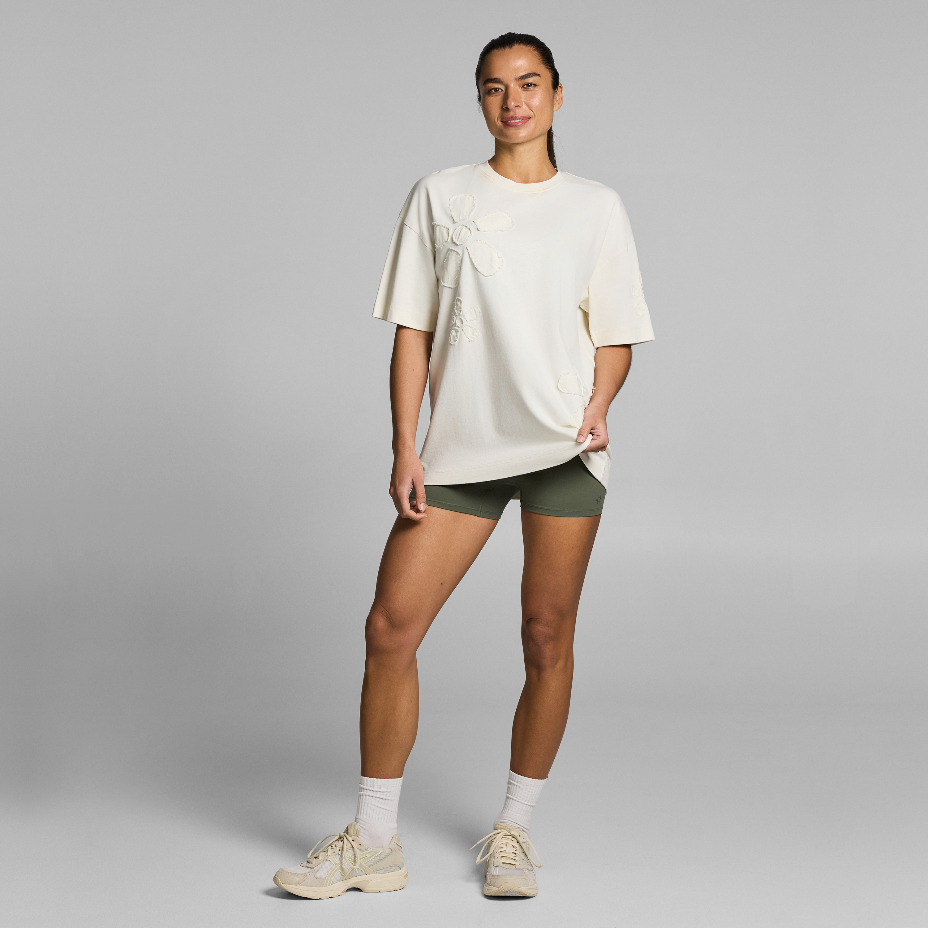Bloom Applique Baggy Cotton Tee